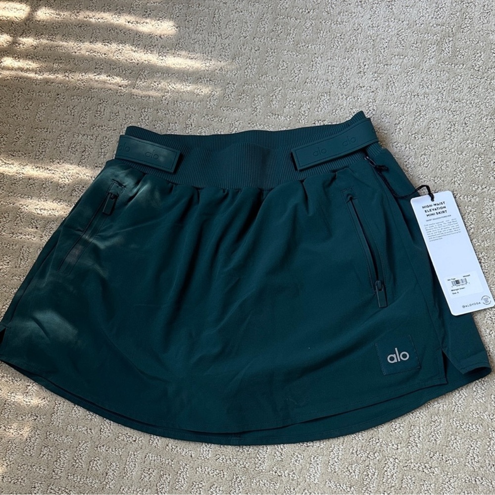 ALO yoga high waist elevation mini skirt size small